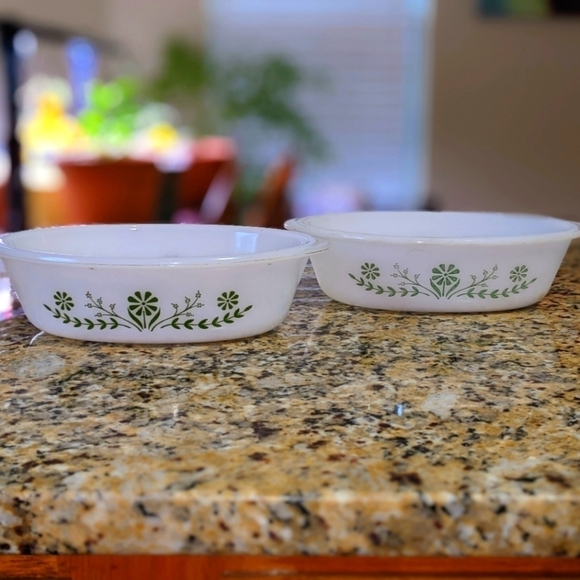 2 GlasBake Casserole Dishes 1 qt Without Lids - Picture 1 of 6